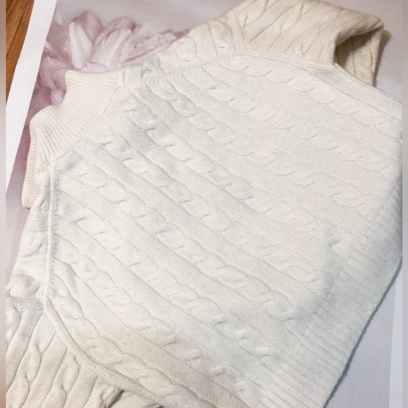 Aritzia Sunday Best Cable knit sweater cream white - Picture 5 of 6